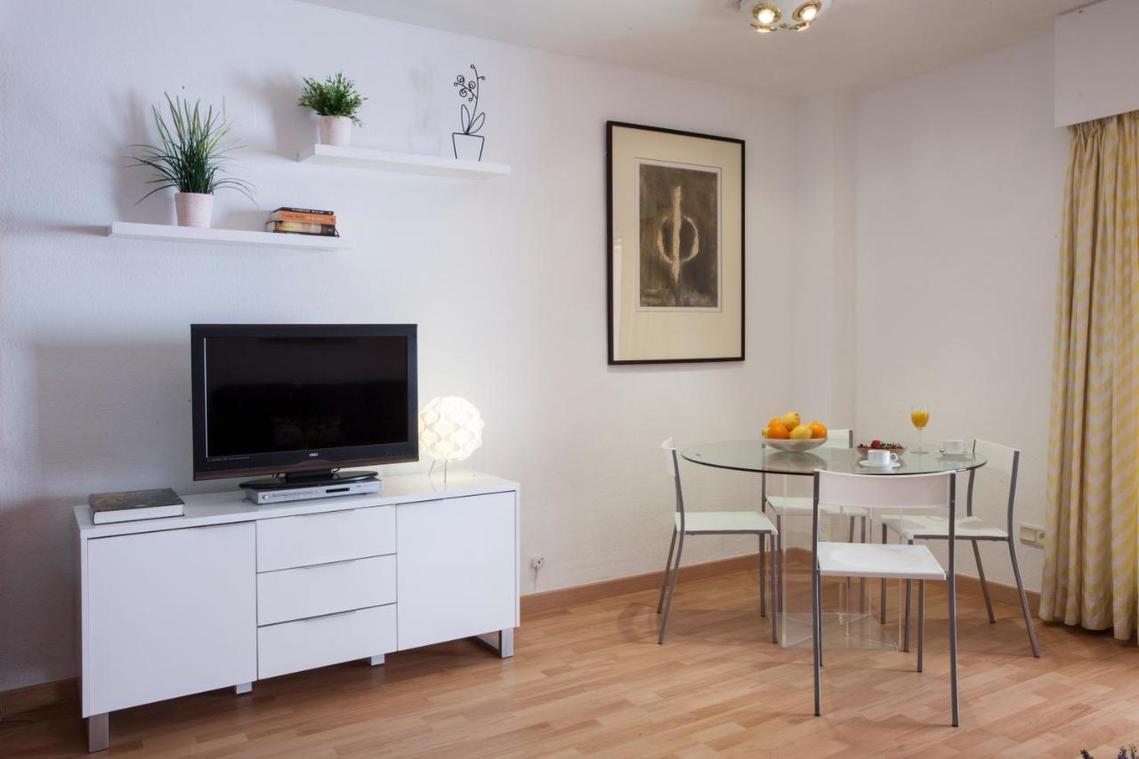 Singular Apartments Jorge Juan Valencia Room photo